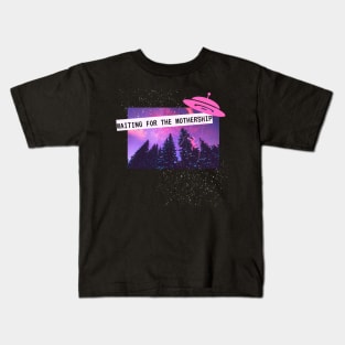 Vaporwave Alien Ufo Trip Party Techno Club Goa Kids T-Shirt